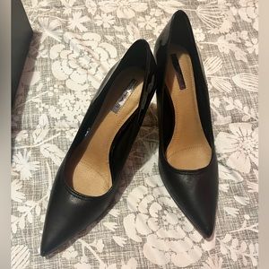 Tahari Black Dress Heals